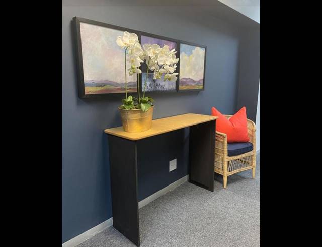 OFFICE PROPERTY TO RENT IN HILTON CENTRAL